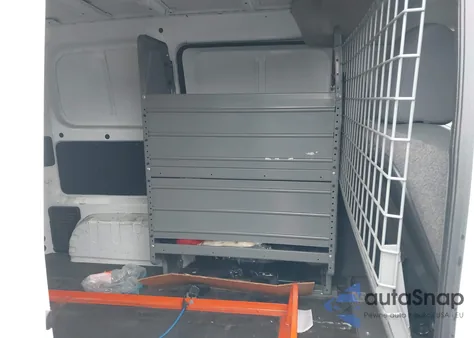 2015 Nissan Nv200 Sv z USA, uszkodzony, nr VIN 3N6CM0KN1FK705334